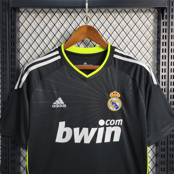 Real Madrid 2010/2011 Away Retro Kit