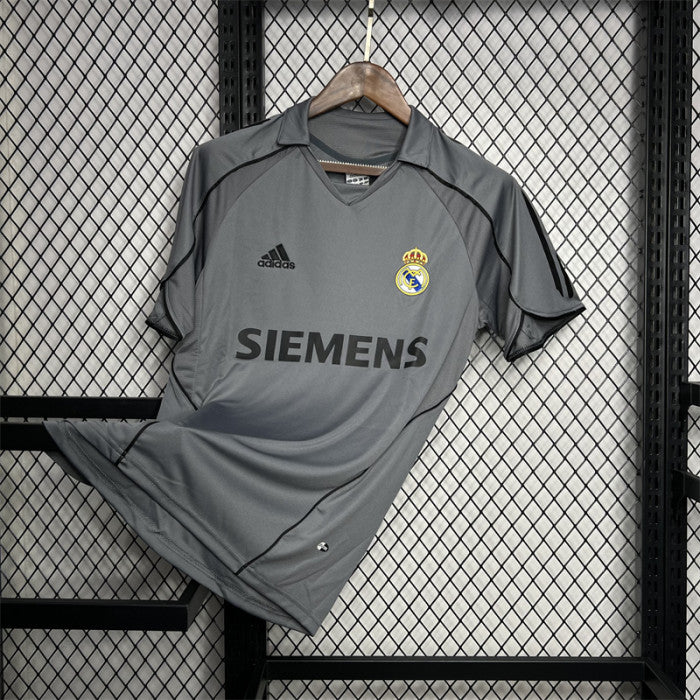 Real Madrid 2005/2006 Third Retro Kit