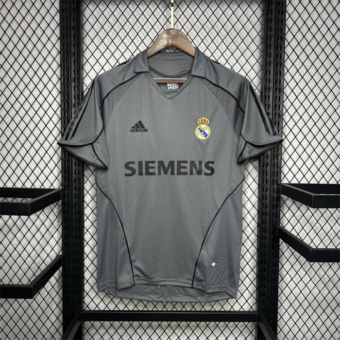 Real Madrid 2005/2006 Third Retro Kit