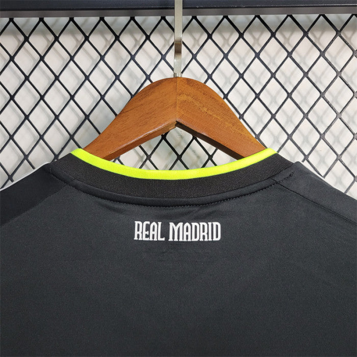 Real Madrid 2010/2011 Away Retro Kit