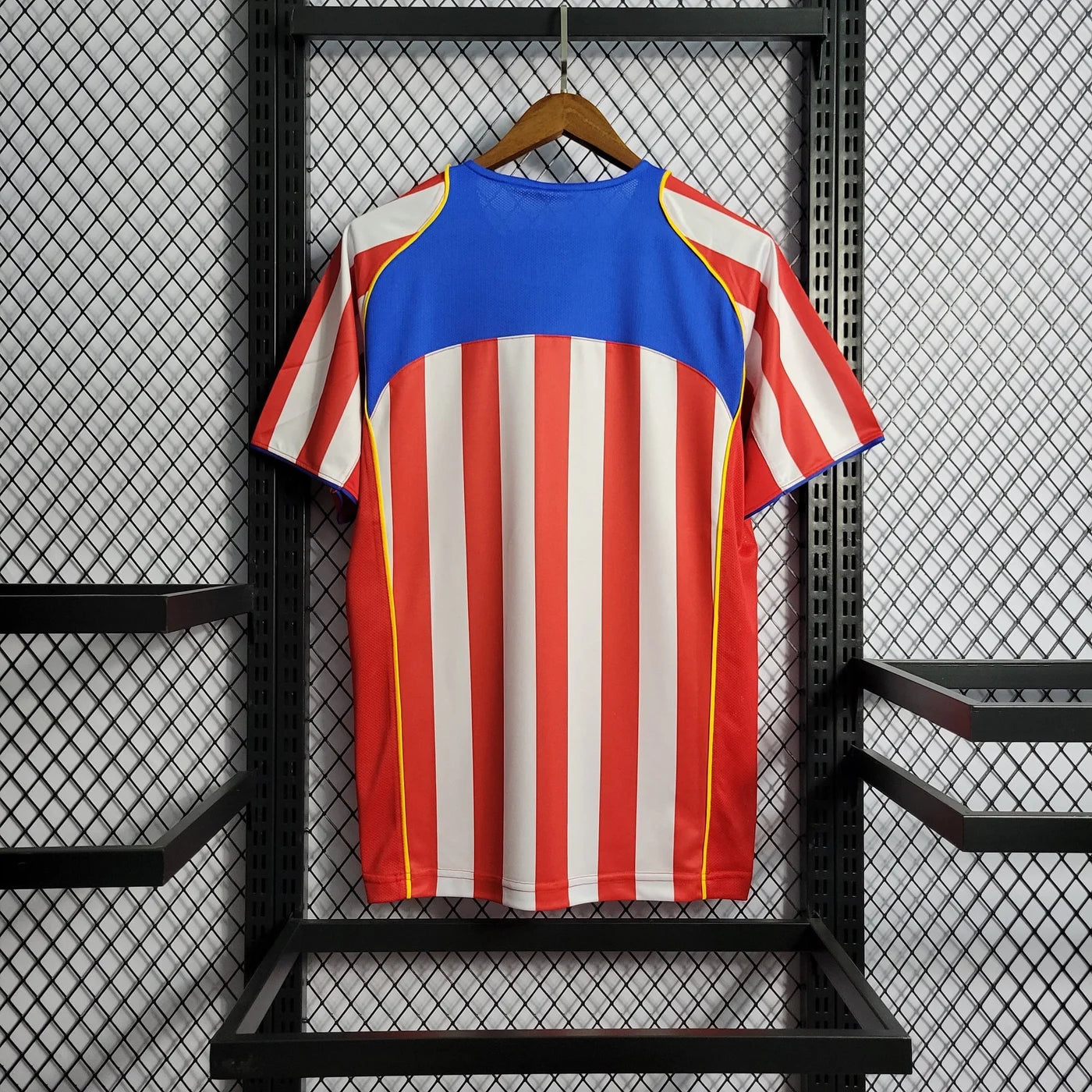 Atletico Madrid 2004/2005 Home Retro Kit
