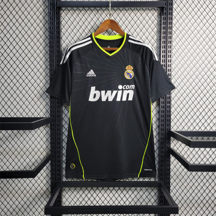 Real Madrid 2010/2011 Away Retro Kit
