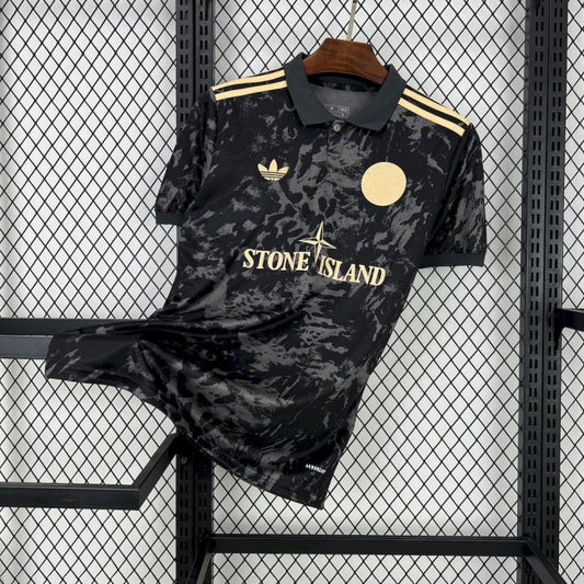Ajax X Stone Island Special Kit