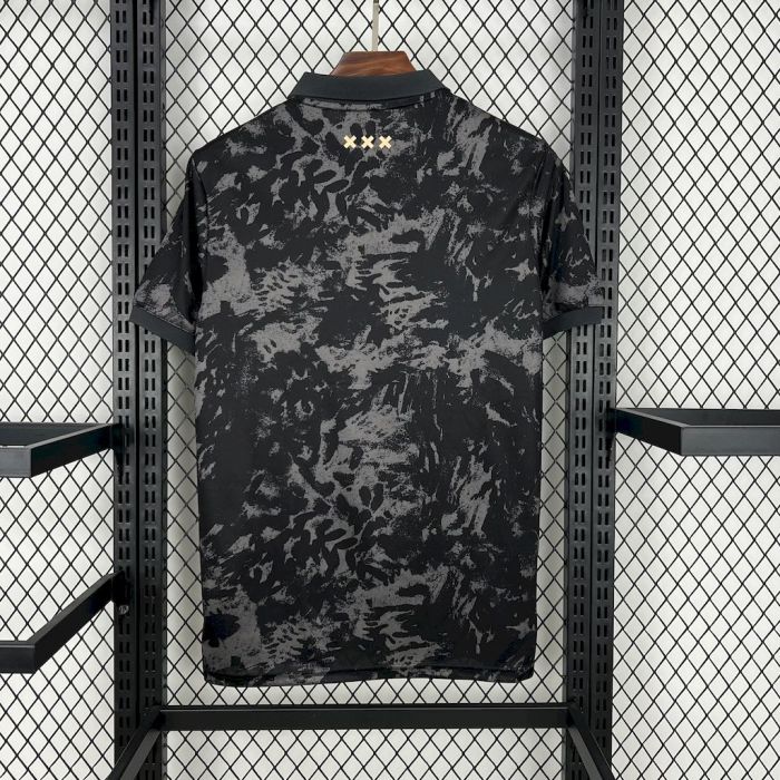 Ajax X Stone Island Special Kit
