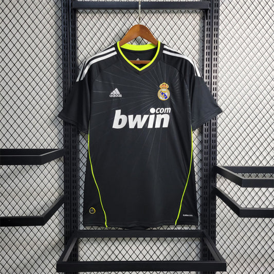 Real Madrid 2010/2011 Away Retro Kit
