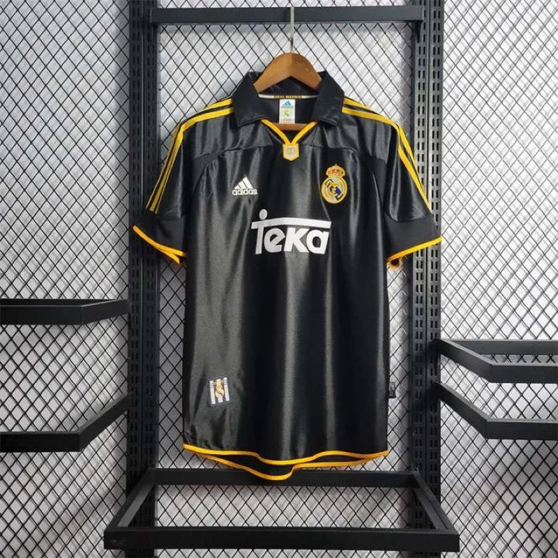 Real Madrid 1998/1999 Away Retro Kit
